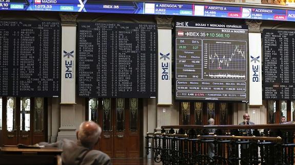 Interior de la Bolsa de Madrid. 