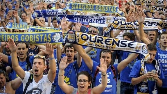 Manifestación de aficionados del Ourense. 