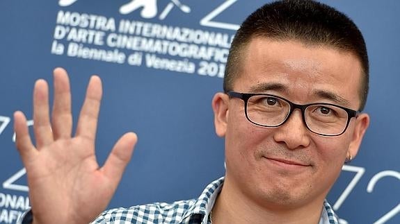 El director Zhao Liang posa durante el pase gráfico de la película.