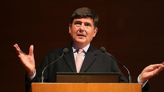 El exministro de Trabajo Manuel Pimentel.