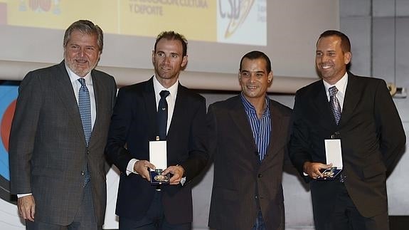 Alejandro Valverde y Sergio García, en la ceremonia. 