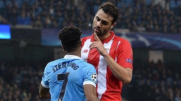 Iborra discute con Sterling. 