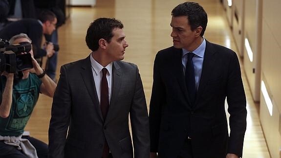 Albert Rivera y Pedro Sánchez, hoy en el Congreso.