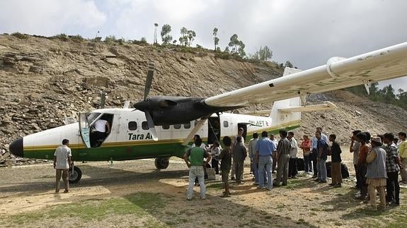 Un avión similar al que ha desaparecido en Nepal.