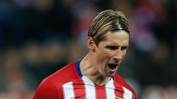 Fernando Torres, tras marcar su penalti. 