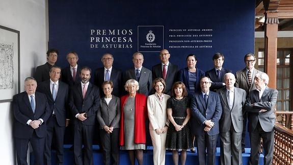 El jurado del Premio Princesa de Asturias de Comunicación y Humanidades 2016.