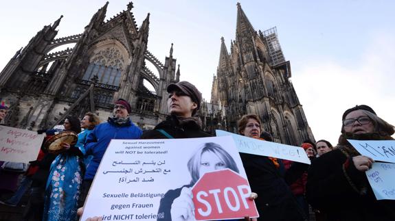 Manifestación en Colonia contra los abusos sexuales.