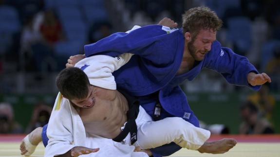 Fran Garrigós, durante su combate contra Tobias Englmaier. 