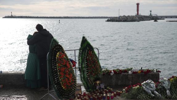 Homenajes a las víctimas del accidente en Sochi.