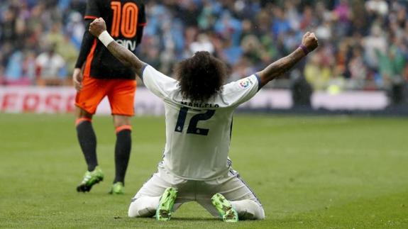 Marcelo celebra su gol. 