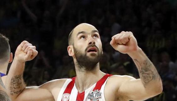 Vassilis Spanoulis celebra el pase a la final. 