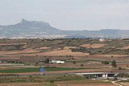 La obra de la A-68 moverá tanta tierra como para llenar un estadio de 6 kilómetros de alto