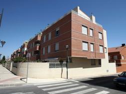 El TSJR vuelve a colocar el cartel de derribo en los edificios 'Alfil' y 'Argos' de Lardero