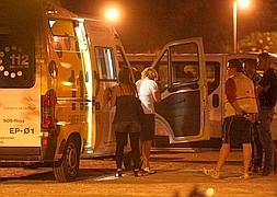 Los servicios de emergencia acudieron de inmediato al lugar de los hechos, pero no pudieron reanimar a la pequeña. /JUAN MARÍN