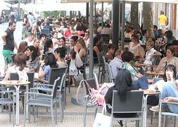 Imagen de una terraza en Logroño. // JUAN MARÍN