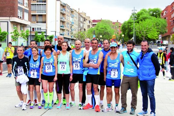 Miembros del Club de Correr Kan de Vico.