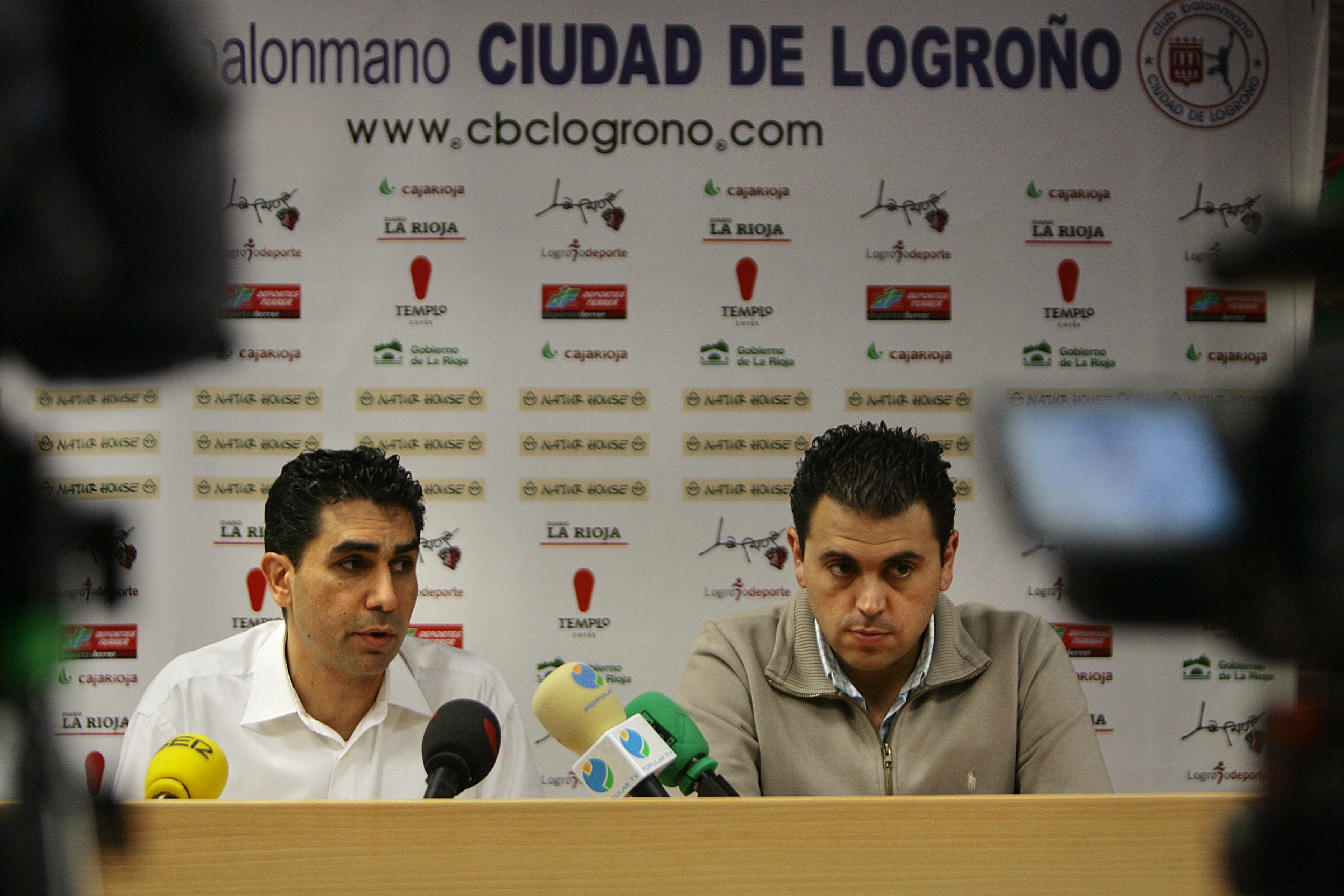 Jota González y Jaime González en una rueda de prensa