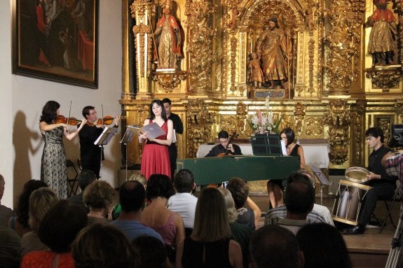 Después del concierto que ofreció el pasado agosto en la Colegiata, la formación va a plasmar en disco las piezas rescatadas. 