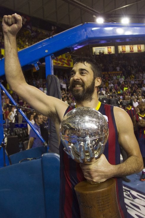 Navarro celebra el título de la ACB. 