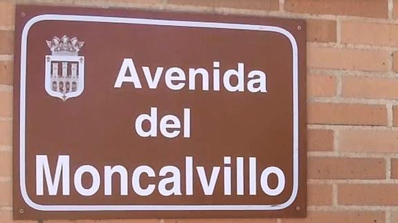 Una de las placas de la calle