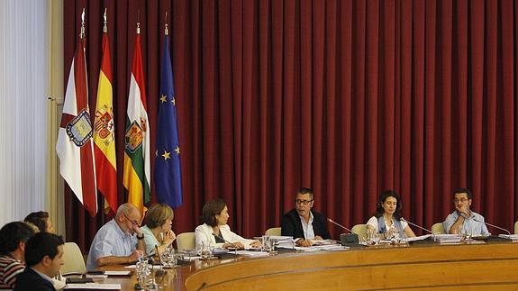 El Pleno de Logroño aprueba refinanciar el préstamo del soterramiento sin apoyo del PSOE