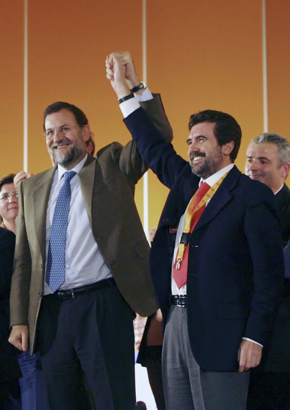 Rajoy y Matas, juntos en un mitin en el 2004. 