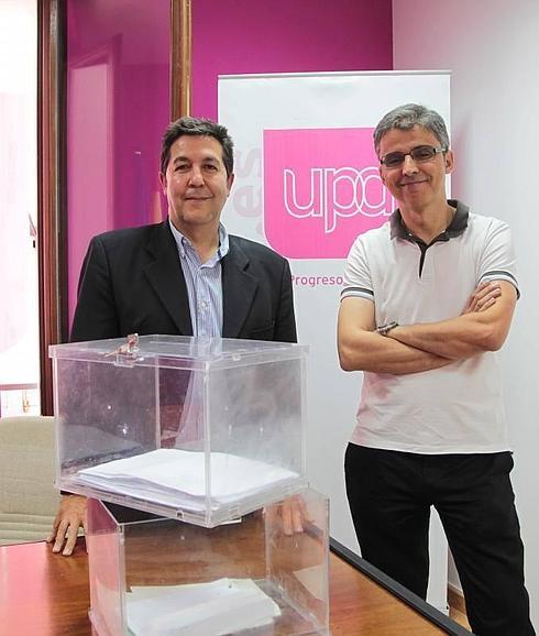 Sáez de Guinoa y Argüeso, en la sede logroñesa de UPyD