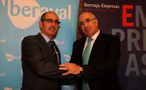 Firma ayer del acuerdo entre Ibercaja e Iberaval. 