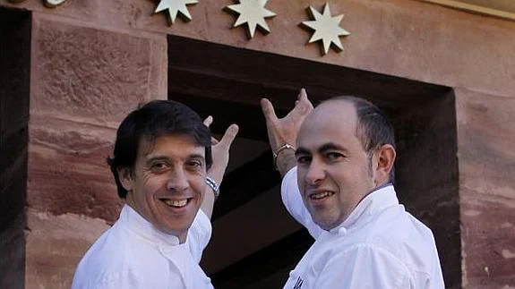 Francis Paniego e Ignacio Echapresto posan sonrientes. 