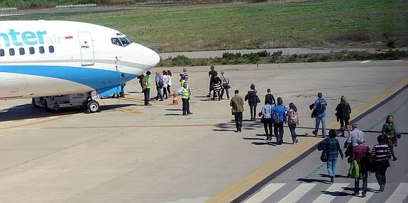 Un avión similar al de la imagen cubrirá el vuelo a Praga desde Agoncillo.  