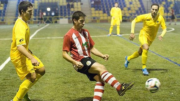 Un momento del partido del Yagüe. 