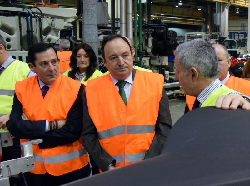 Sanz, esta mañana en al visita a la empresa IAC