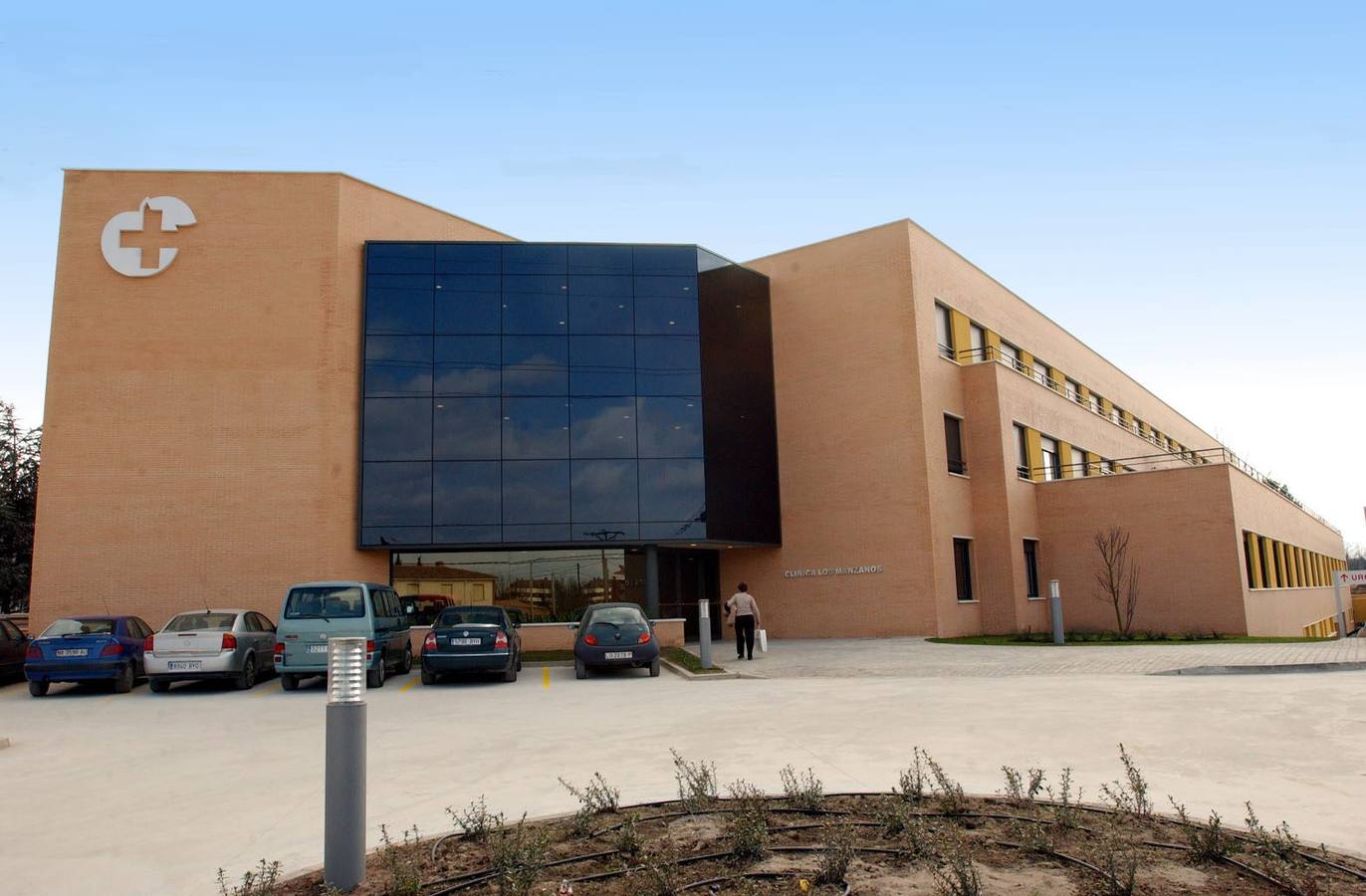 Legarra denuncia que el Hospital de Calahorra derivó a Los Manzanos operaciones factibles