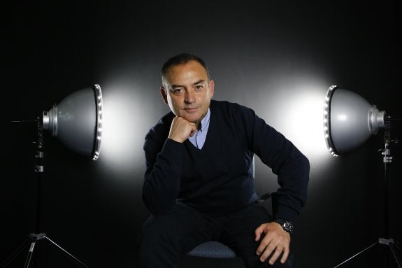 El escritor Jesús Sánchez Adalid. :: alberto ferreras