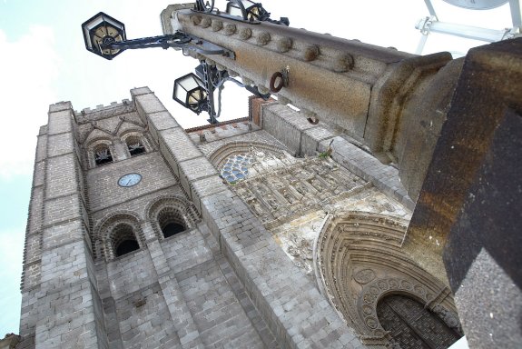 Vista de la catedral de Ávila. :: josé ramón ladra