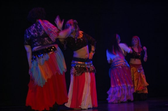 Actuación del grupo Solei Danzas Étnicas, de Nájera. :: p.j.p.