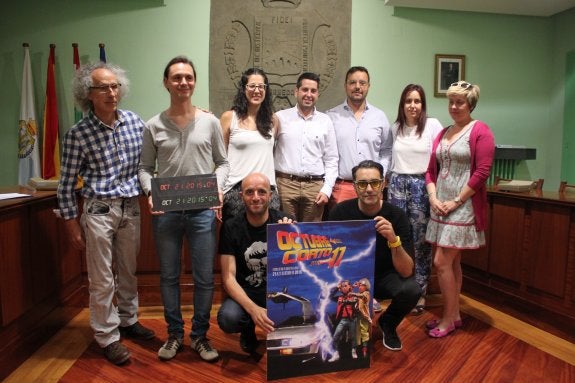 Aborigen y Ayuntamiento presentaron ayer el cartel. :: 