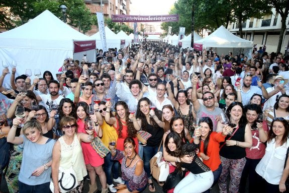 Adiós logroñés al Riojano, Joven y Fresco