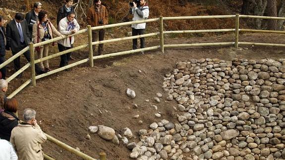 Una de las neveras rehabilitadas en la Sierra de Moncalvillo.