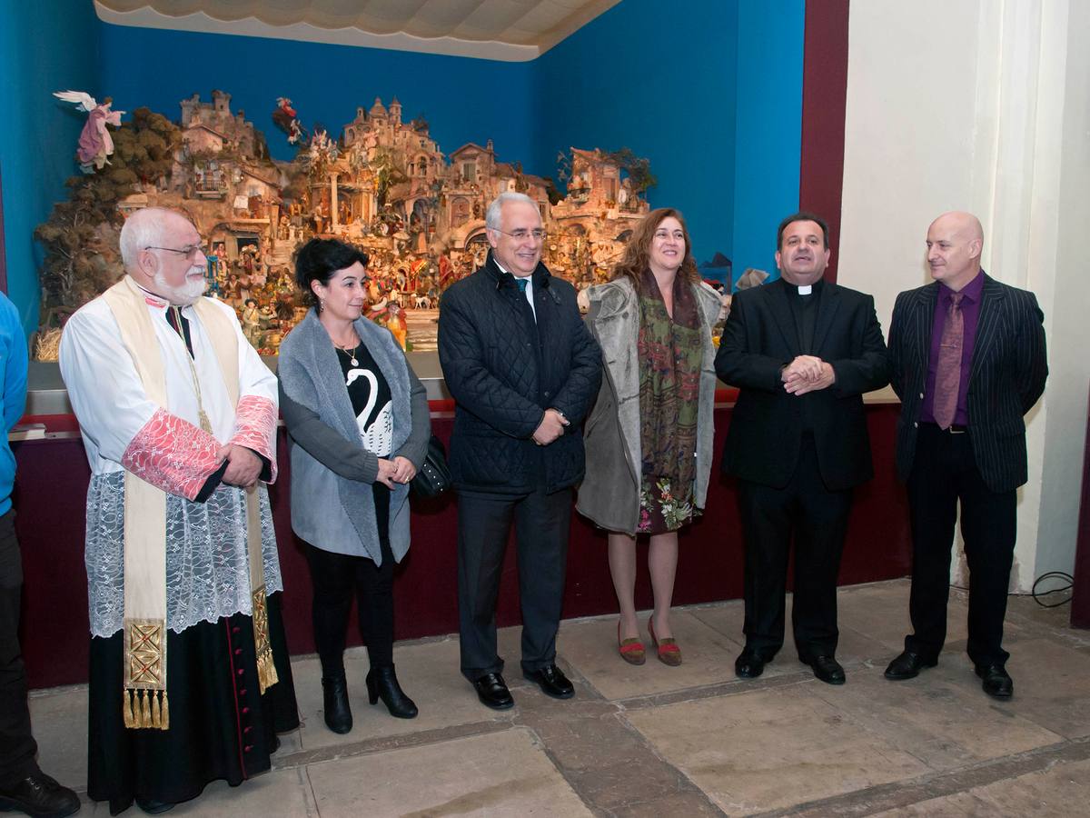 Ceniceros ha inaugurado el Belén Napolitano en Santo Domingo. 