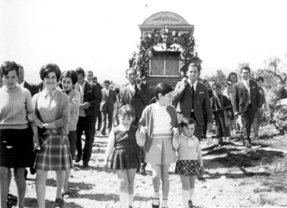 Procesión en El Redal en los años 60