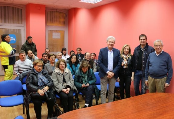 Del Río, Mendiola, Mena y Azpeitia, ayer en la reunión. :: ALBO