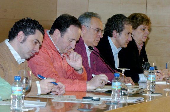Cuevas, Sanz, Ceniceros, Del Río y Bravo, en una foto del 2006. :: juan marín