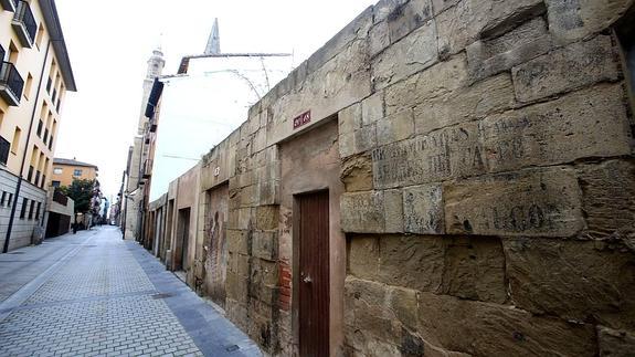 Se trata de la calle Marqués de San Nicolás, número 18-20.