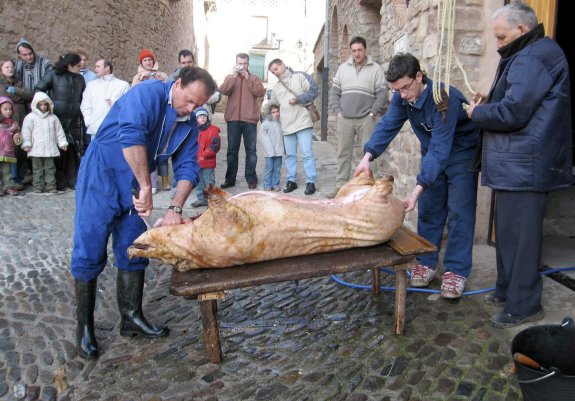 Imagen de una edición anterior de la Moraga en San Román. :: l.r.