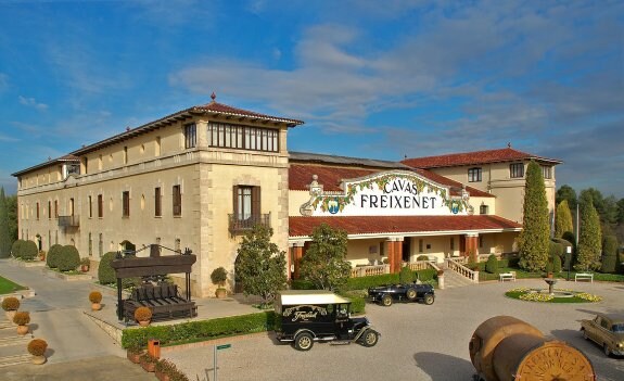 Sede principal de la compañía Freixenet en Sant Sadurní d'Anoia (Barcelona). :: r. c.