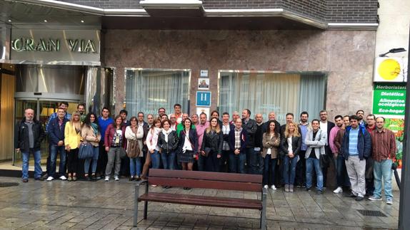 Participantes en la Asamblea de la Federación Riojana de Baloncesto.