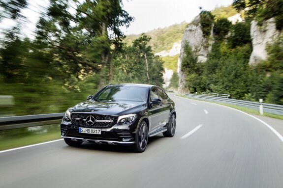 Deportivo. El nuevo Mercedes incorpora algunos elementos que mejoran su deportividad. :: l.r.m.
