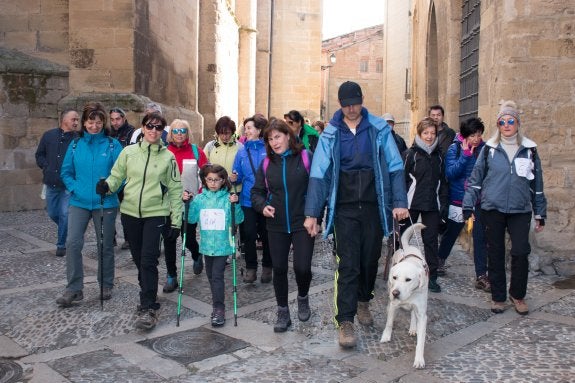 Algunos de los participantes en la marcha. :: 