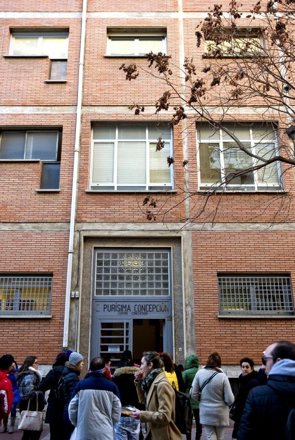 Colegio de Adoratrices, que votará sobre la jornada continua el 1 de febrero. 